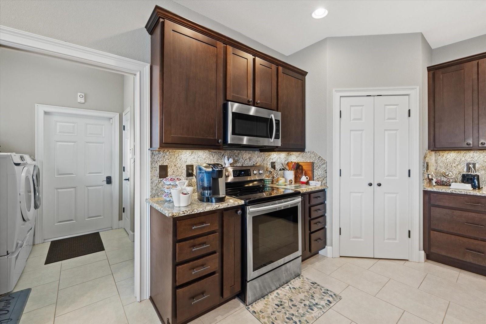 RIVIERA LAGOONS - Residential