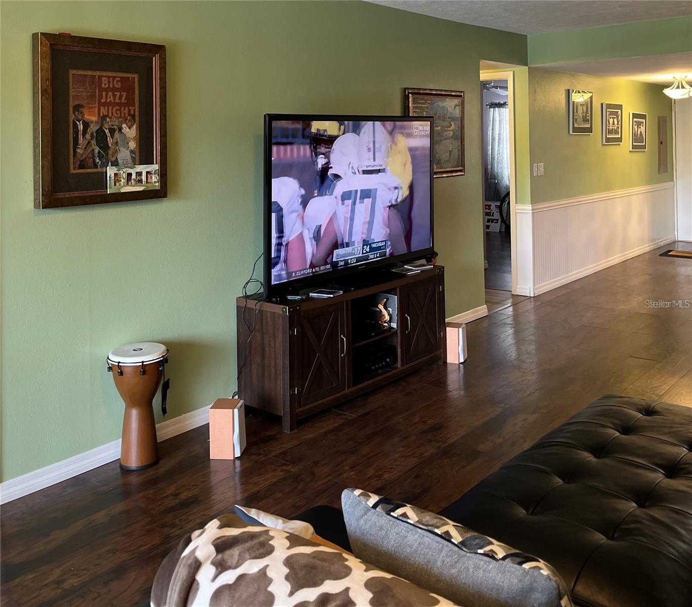 RIVER VILLAS CONDO PH 02 - Residential Lease