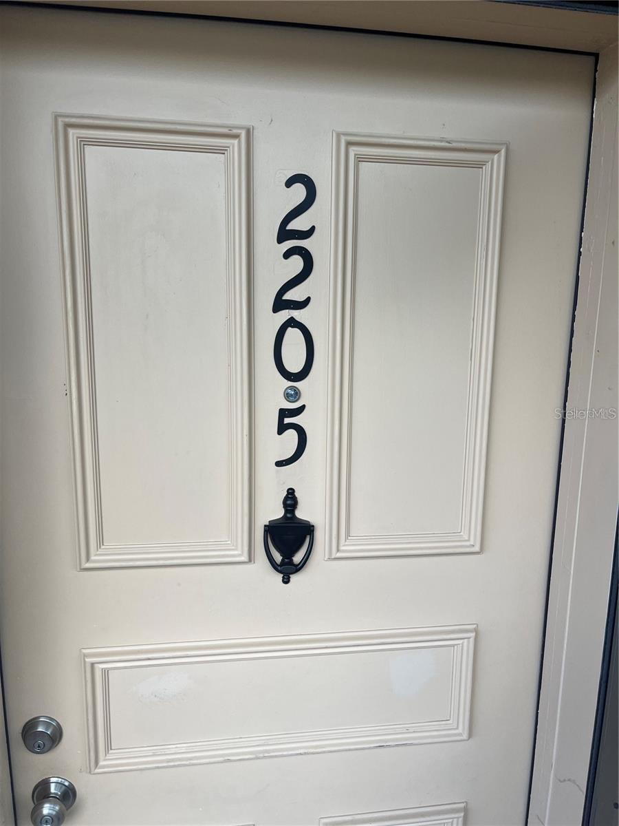 RIVER VILLAS CONDO PH 02 - Residential Lease