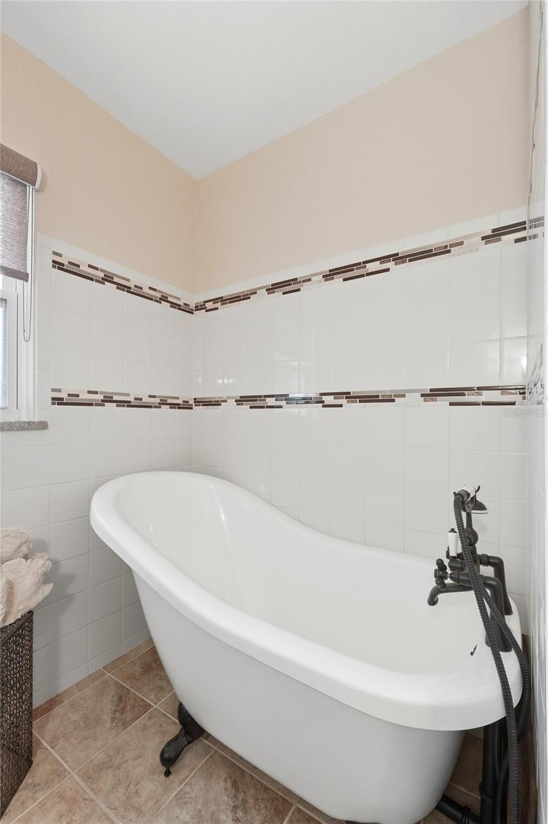 LAKE MARION HOMESITES - Residential