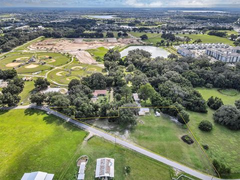 Photo of 510 Phillips Lane, Wildwood, FL 34785 (MLS # G5101907)