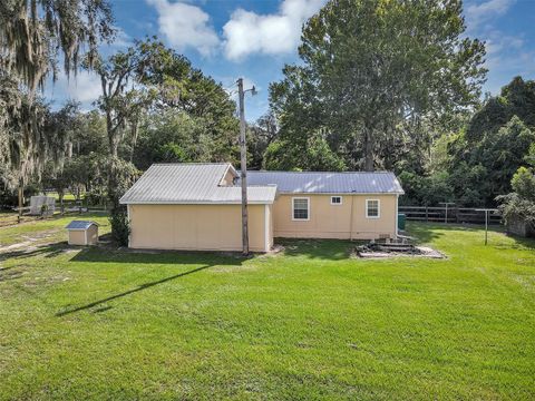 Tiny photo for 510 Phillips Lane, Wildwood, FL 34785 (MLS # G5101907)