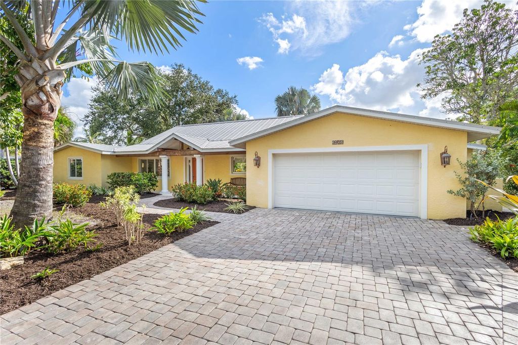 Photo of 5215 Cape Leyte Drive, Sarasota, FL 34242 (MLS # A4662406)