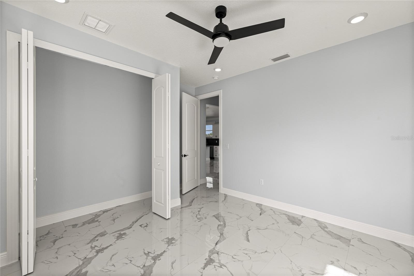 LAKE WEIR HEIGHTS - Residential