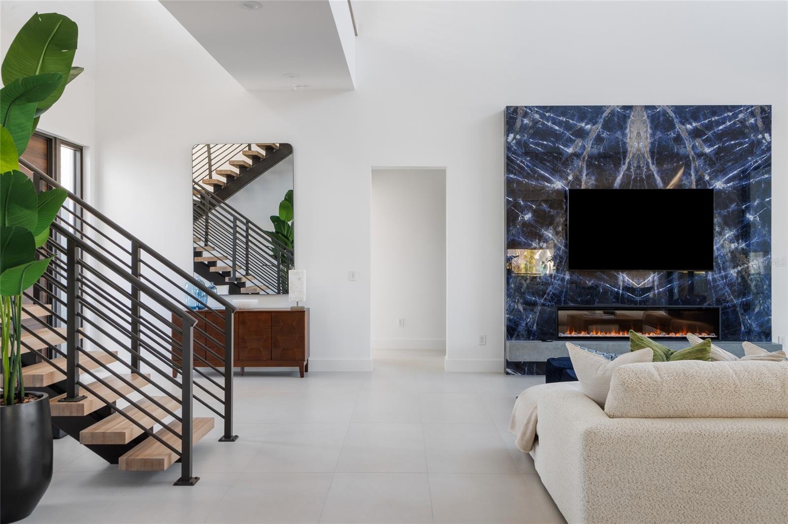 LIDO C - Residential