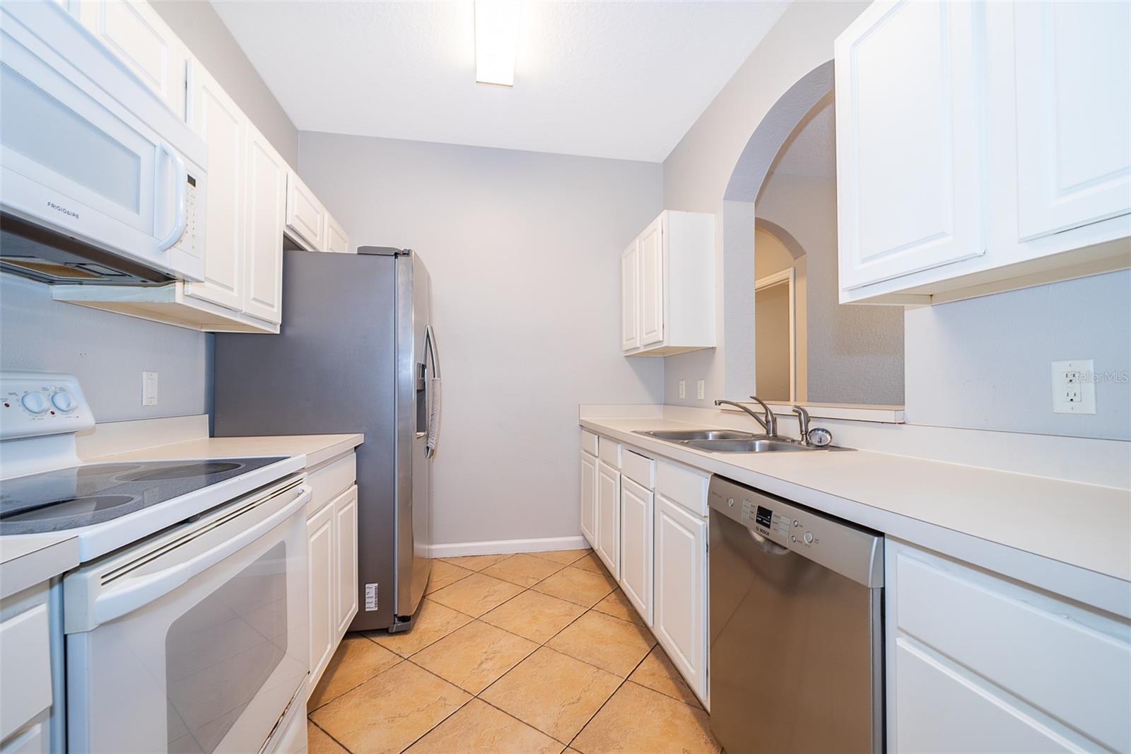 BRANTLEY TERRACE CONDO PH 1 THRU 7 - Residential Lease