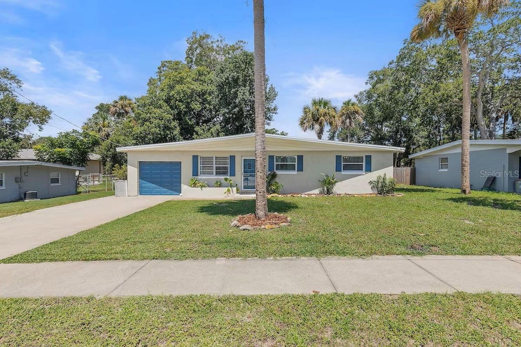 Photo of 330 Slayton Avenue, South Daytona, FL 32119 (MLS # O6449822)