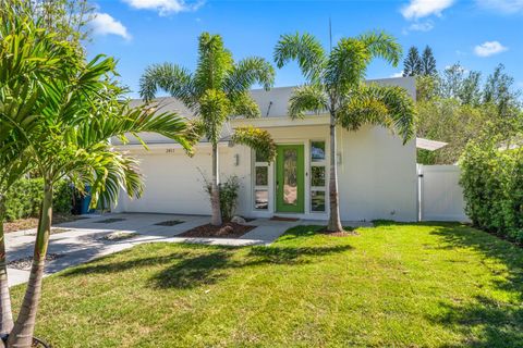 2411 CENTER AVENUE ORLANDO FL 32806