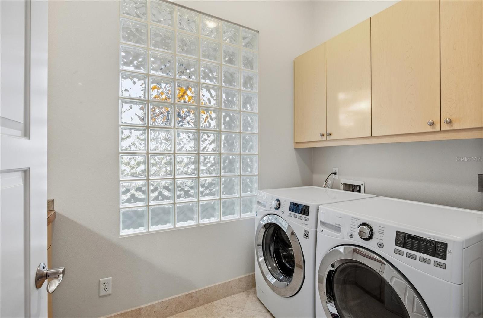 SLEEPY LAGOON PARK 2 - Residential