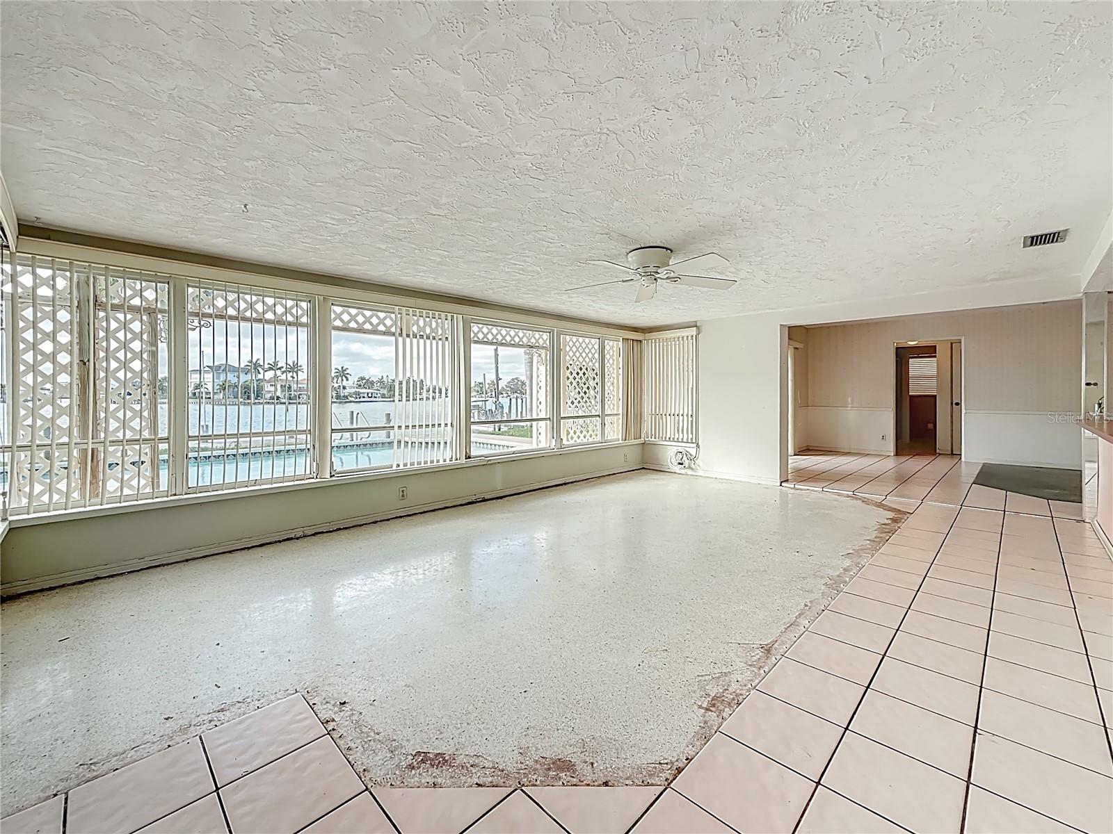 SOUTH CSWY ISLE YACHT CLUB 5TH ADD - Residential