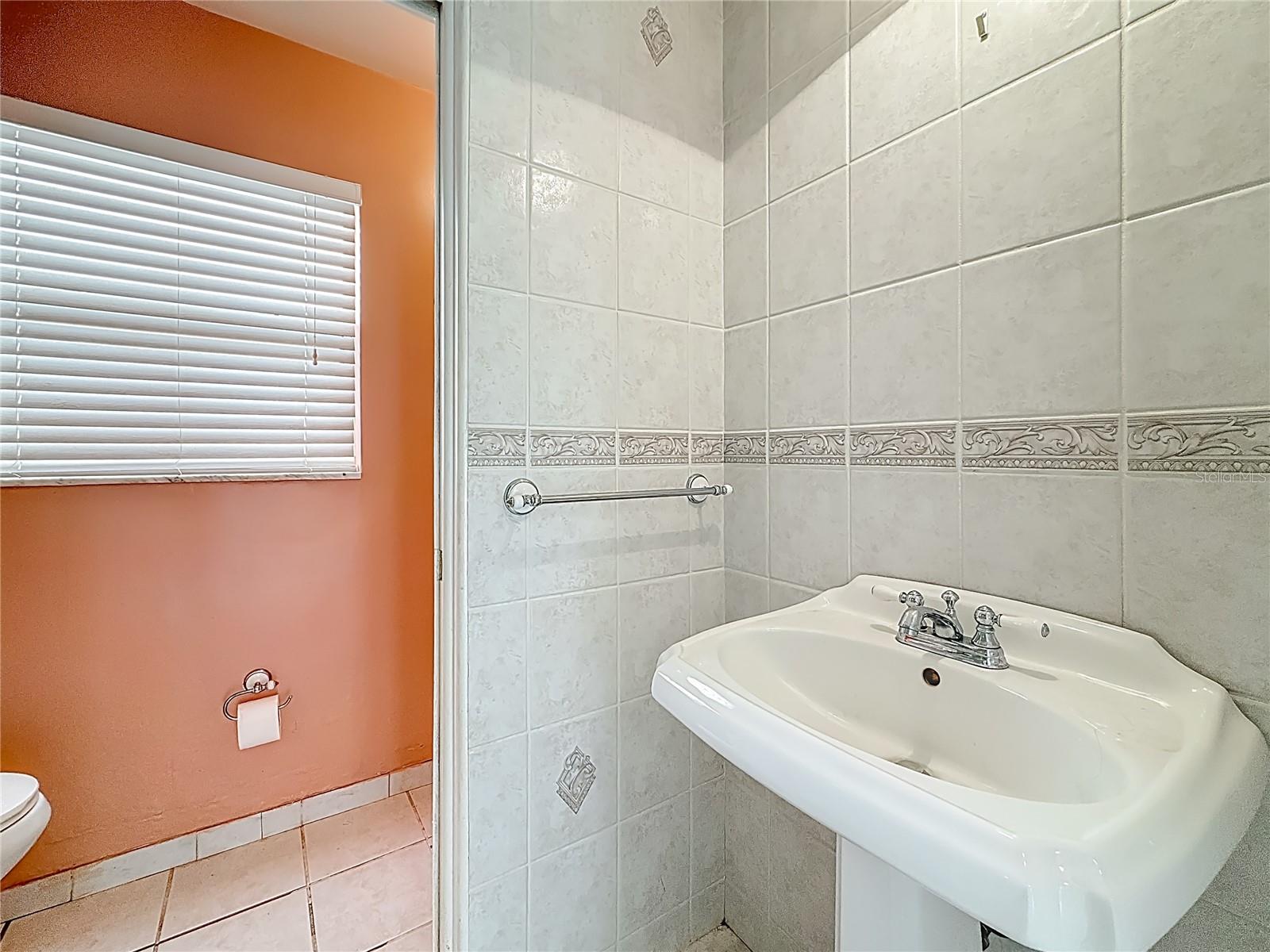 SOUTH CSWY ISLE YACHT CLUB 5TH ADD - Residential