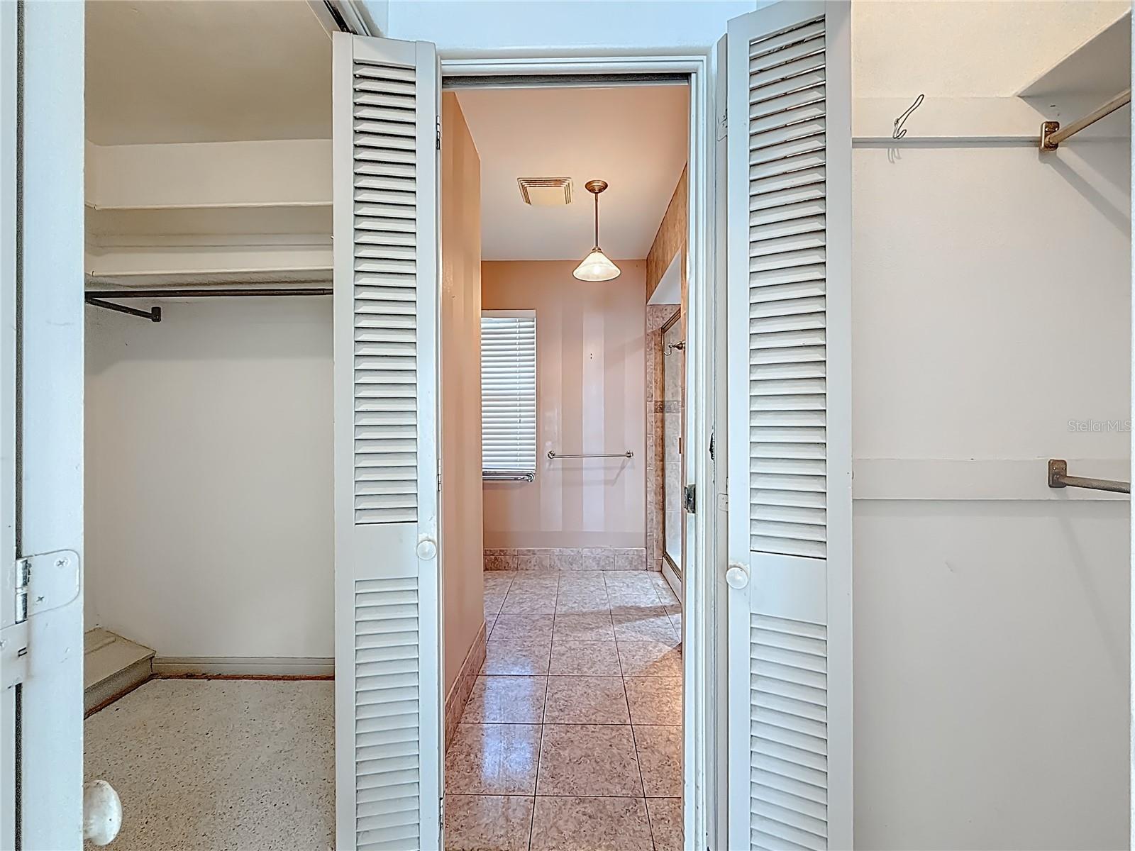 SOUTH CSWY ISLE YACHT CLUB 5TH ADD - Residential