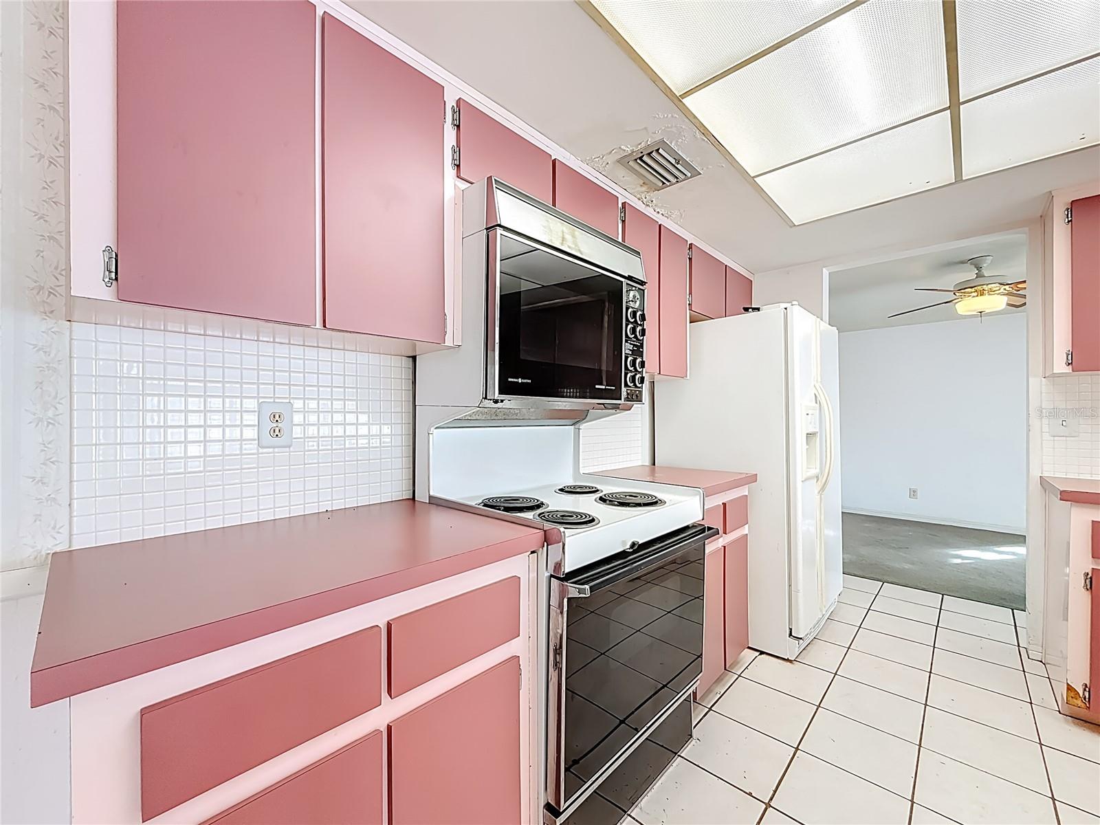 SOUTH CSWY ISLE YACHT CLUB 5TH ADD - Residential