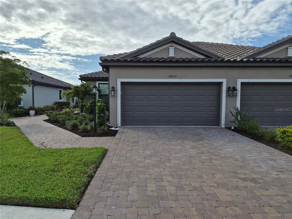 Photo of 10057 Morning Mist Lane, Sarasota, FL 34241 (MLS # A4698362)
