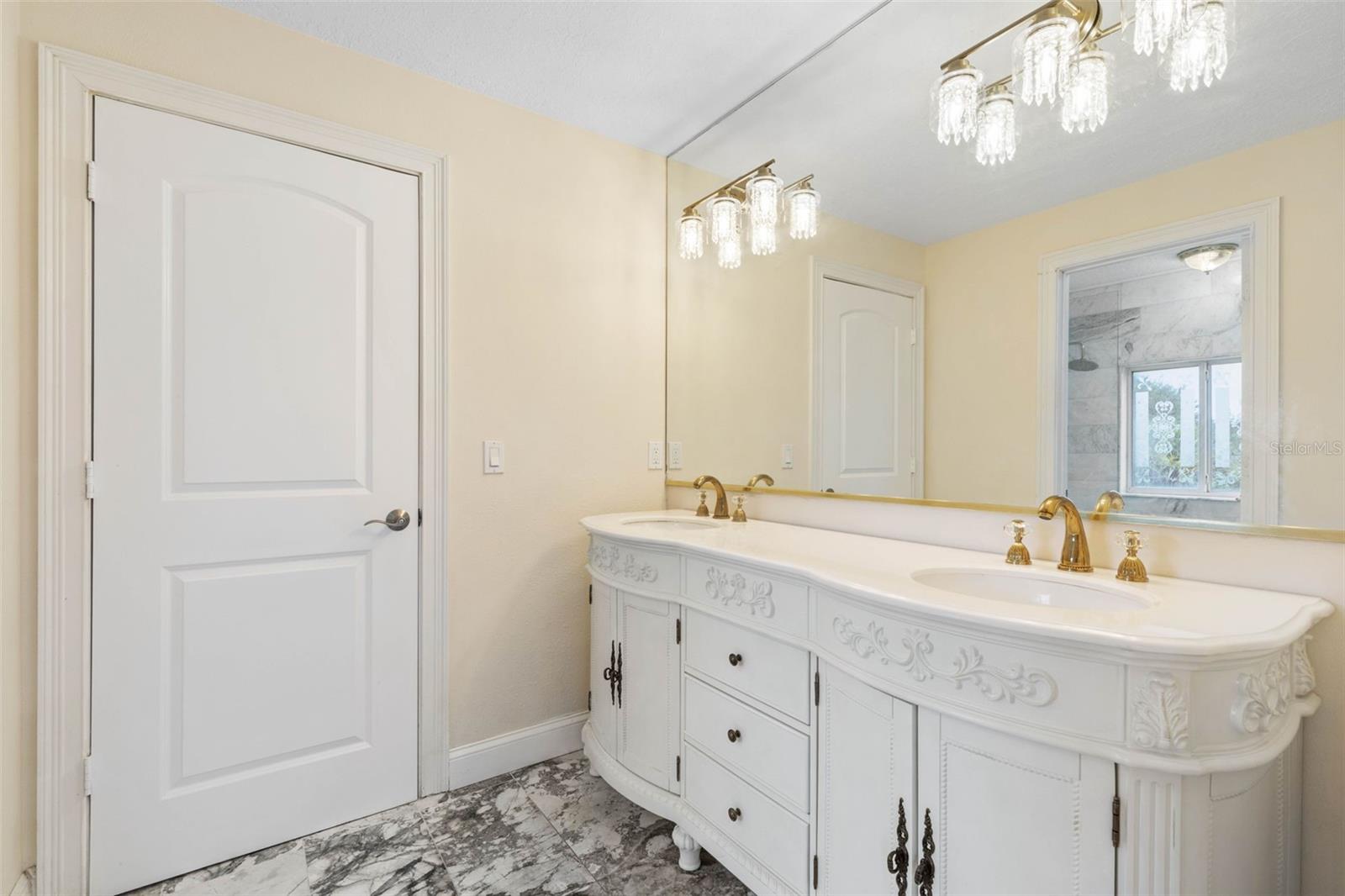FRONT ST GRANDHAVEN PH 1 - Residential