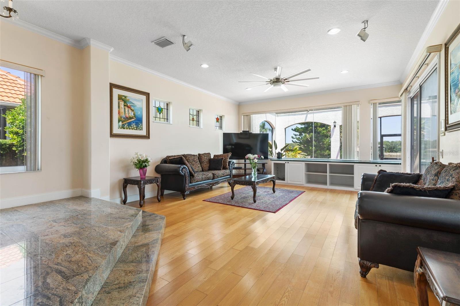 FRONT ST GRANDHAVEN PH 1 - Residential
