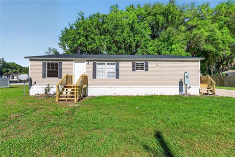 Photo of 3181 County Road 521b, Wildwood, FL 34785 (MLS # O6410102)