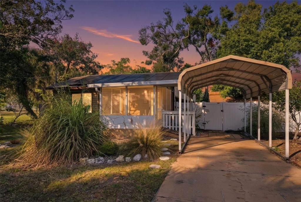 Photo of 1212 8th Street W, Palmetto, FL 34221 (MLS # TB8461707)