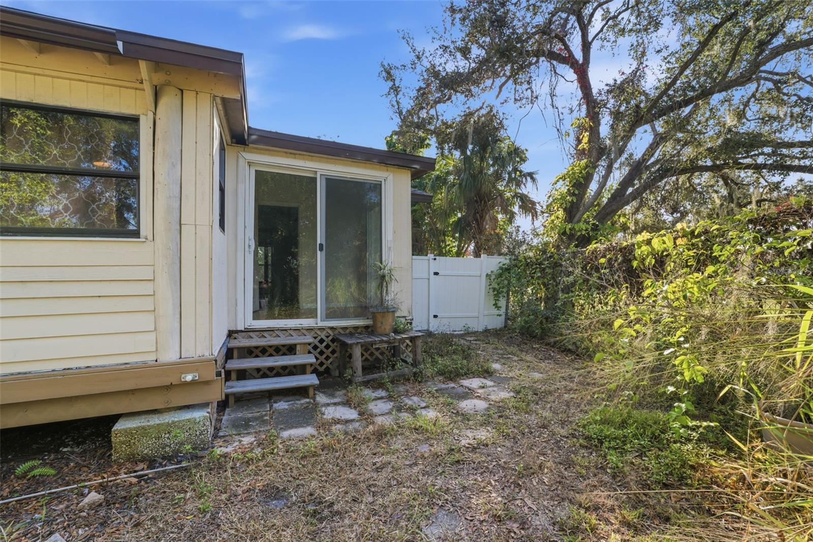 PALMETTO TERRACE - Residential