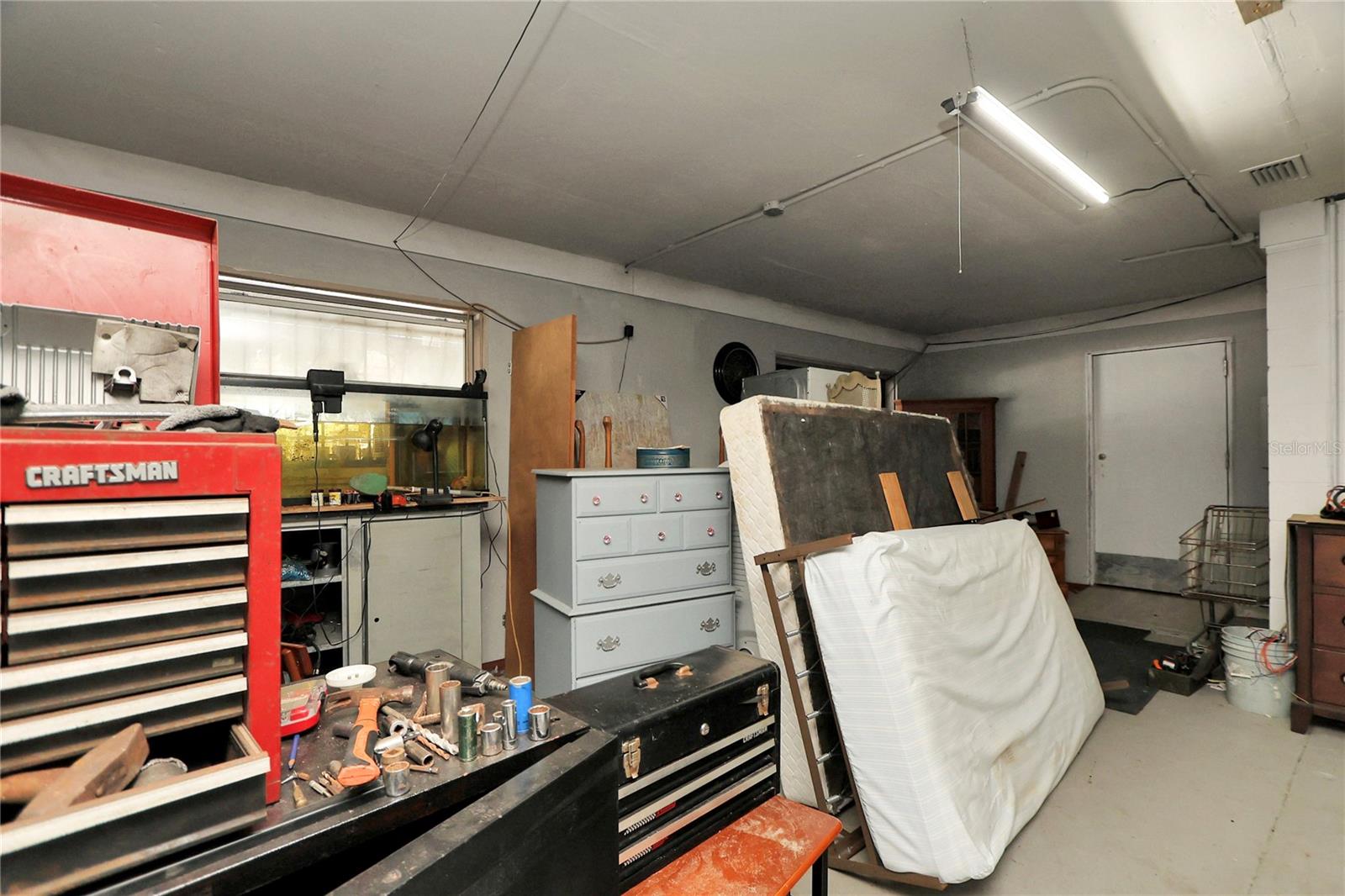 ACREAGE NON SUB - Residential Income