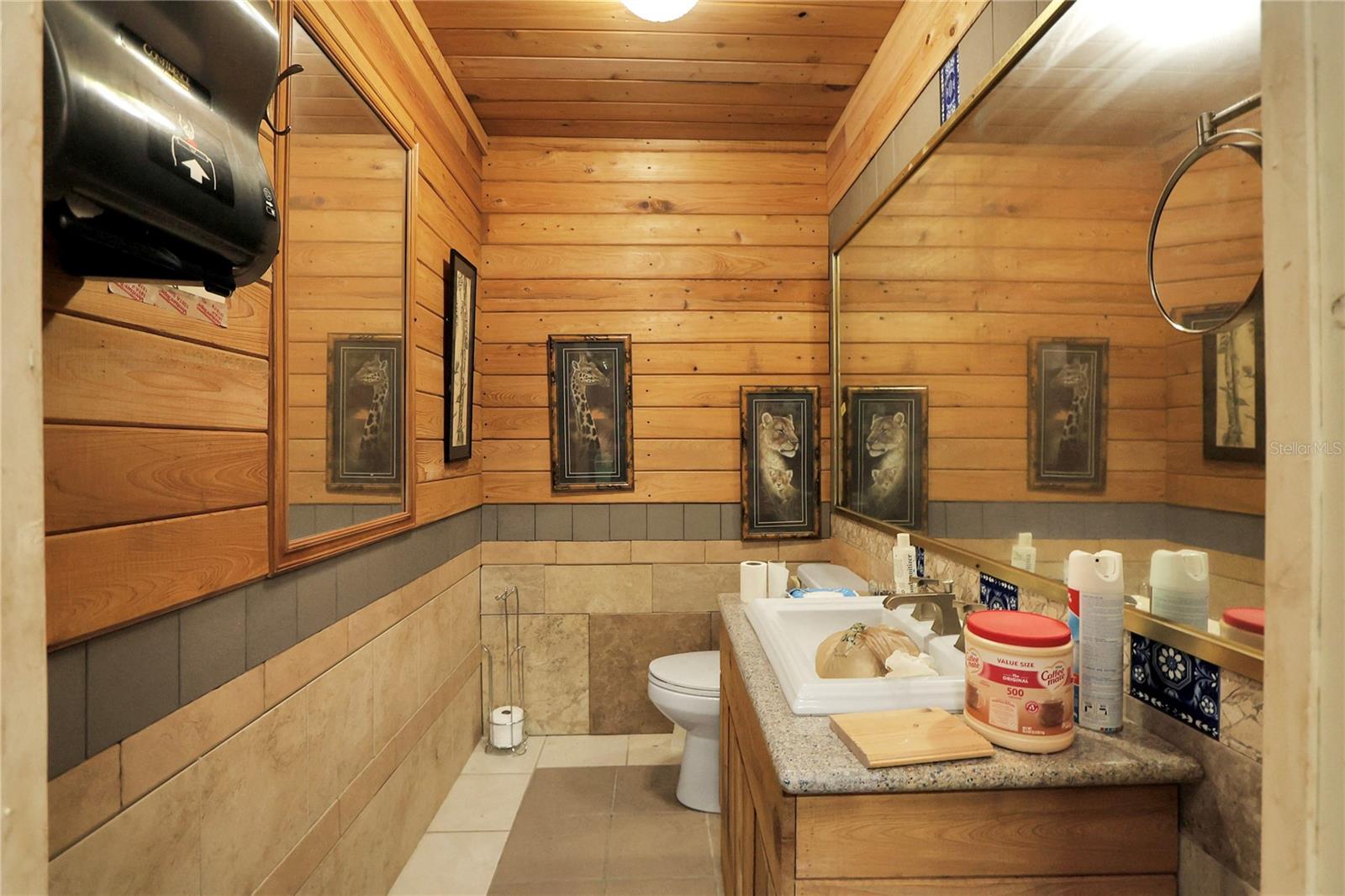 ACREAGE NON SUB - Residential Income