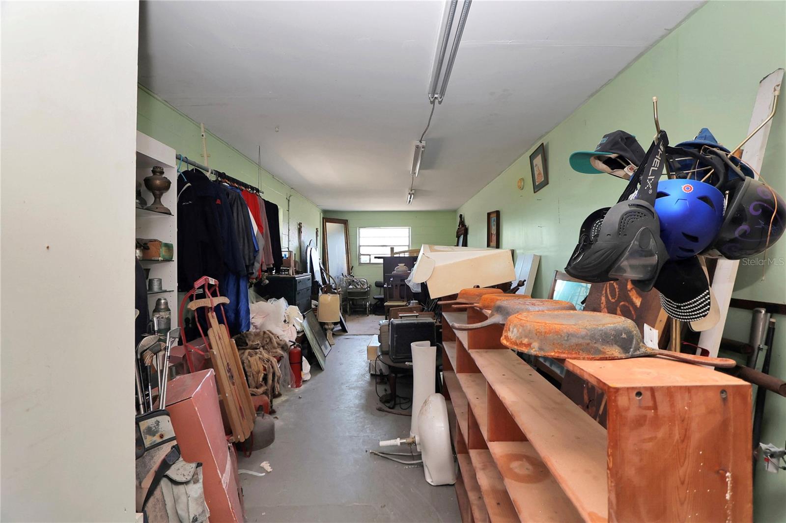 ACREAGE NON SUB - Residential Income