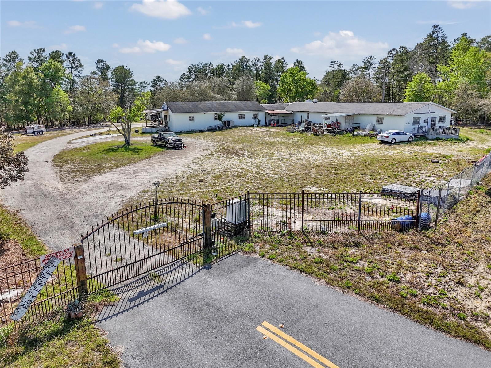 ACREAGE NON SUB - Residential Income