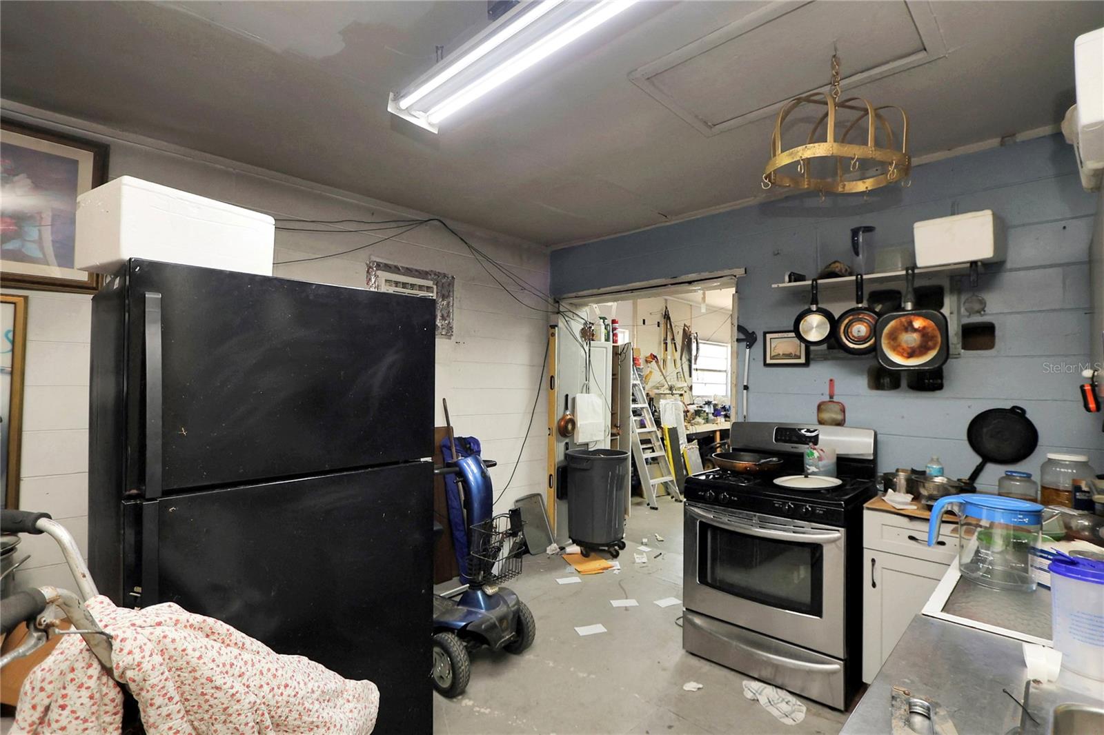 ACREAGE NON SUB - Residential Income