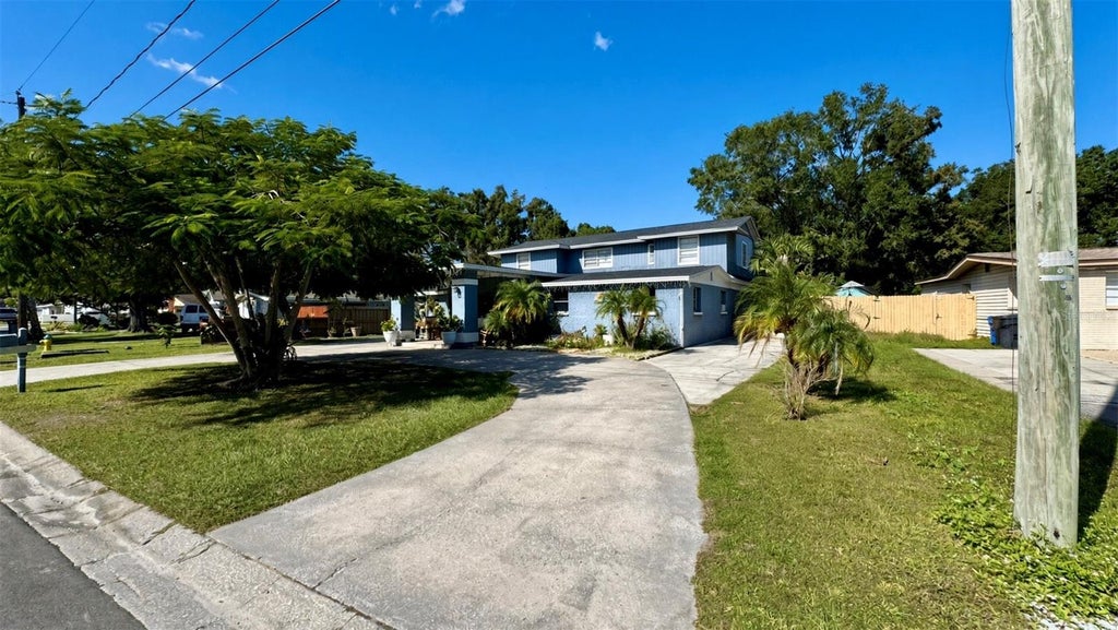 Photo of 5810 N Gomez Avenue, Tampa, FL 33614 (MLS # TB8558964)