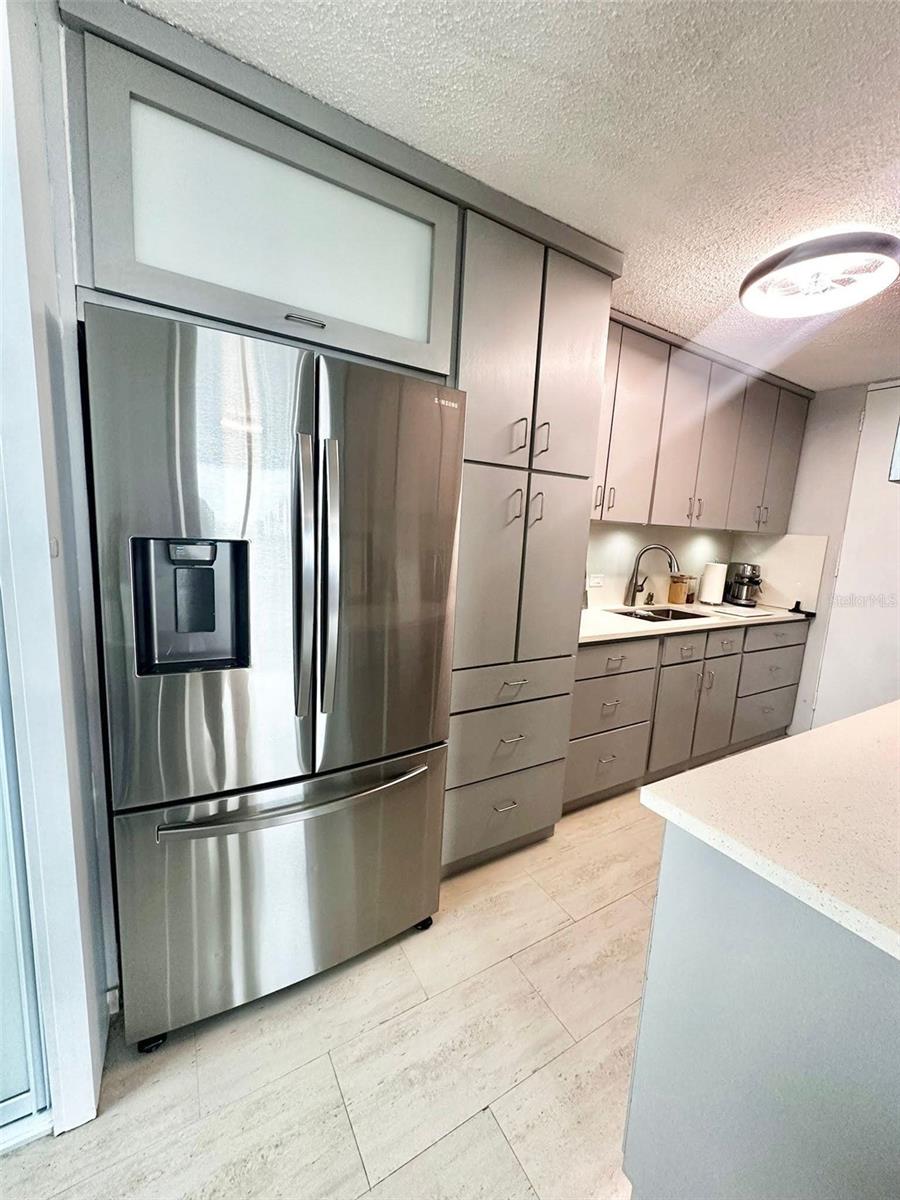 MANSIONES GARDENS HILLS - Residential Lease