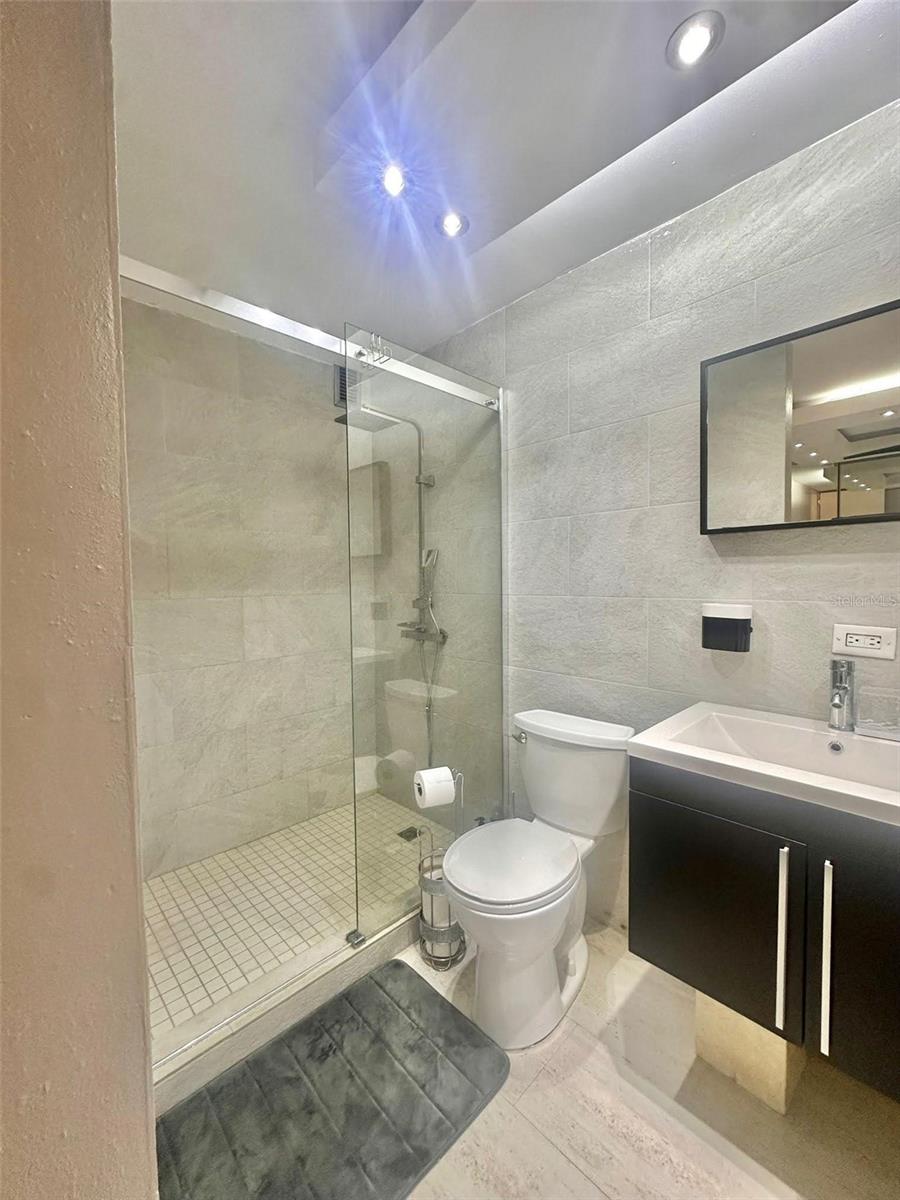 MANSIONES GARDENS HILLS - Residential Lease