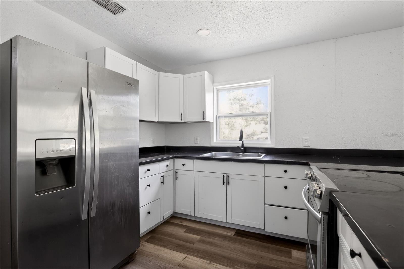 COLUMBIA CITY - Residential