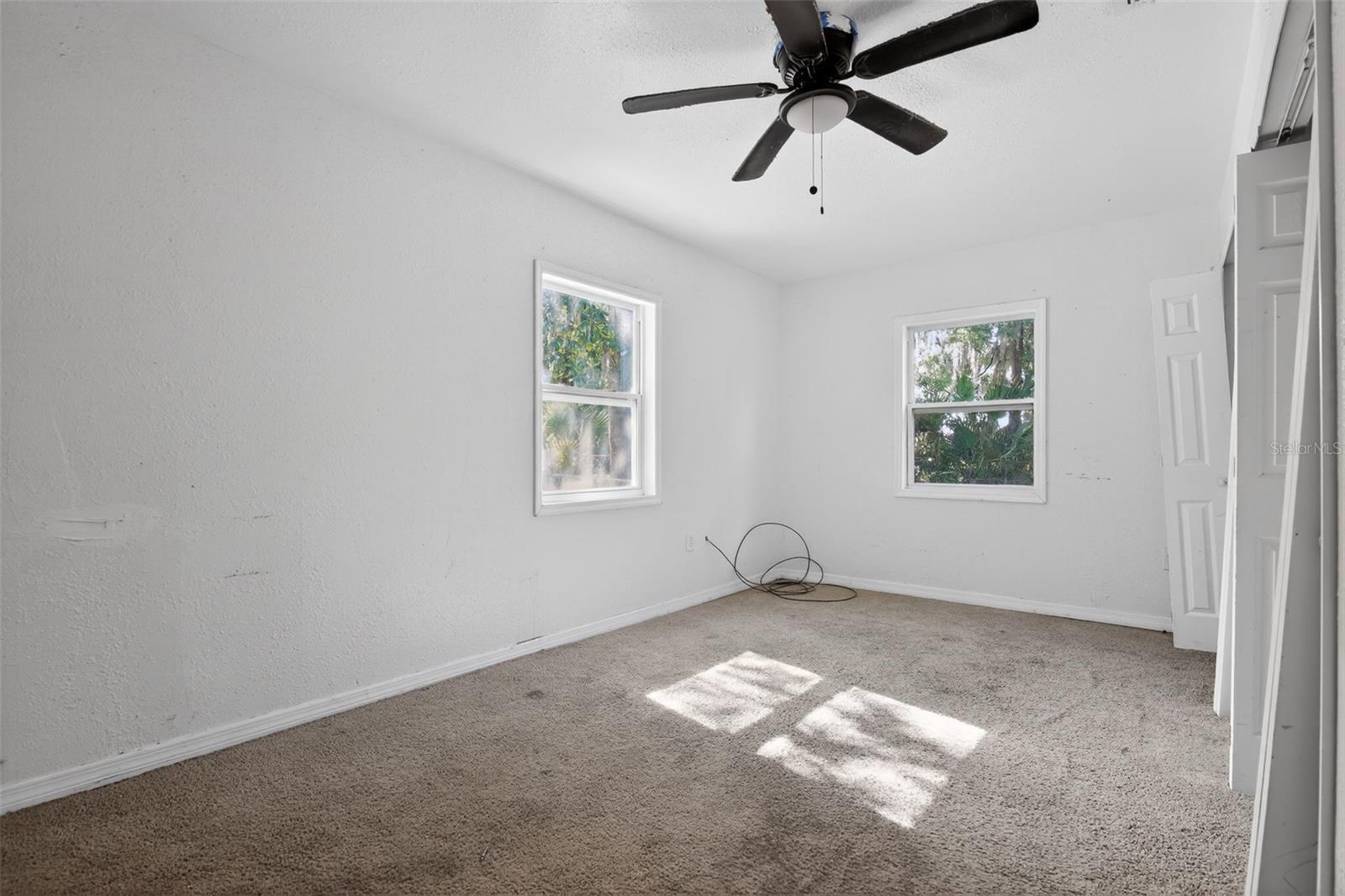 COLUMBIA CITY - Residential