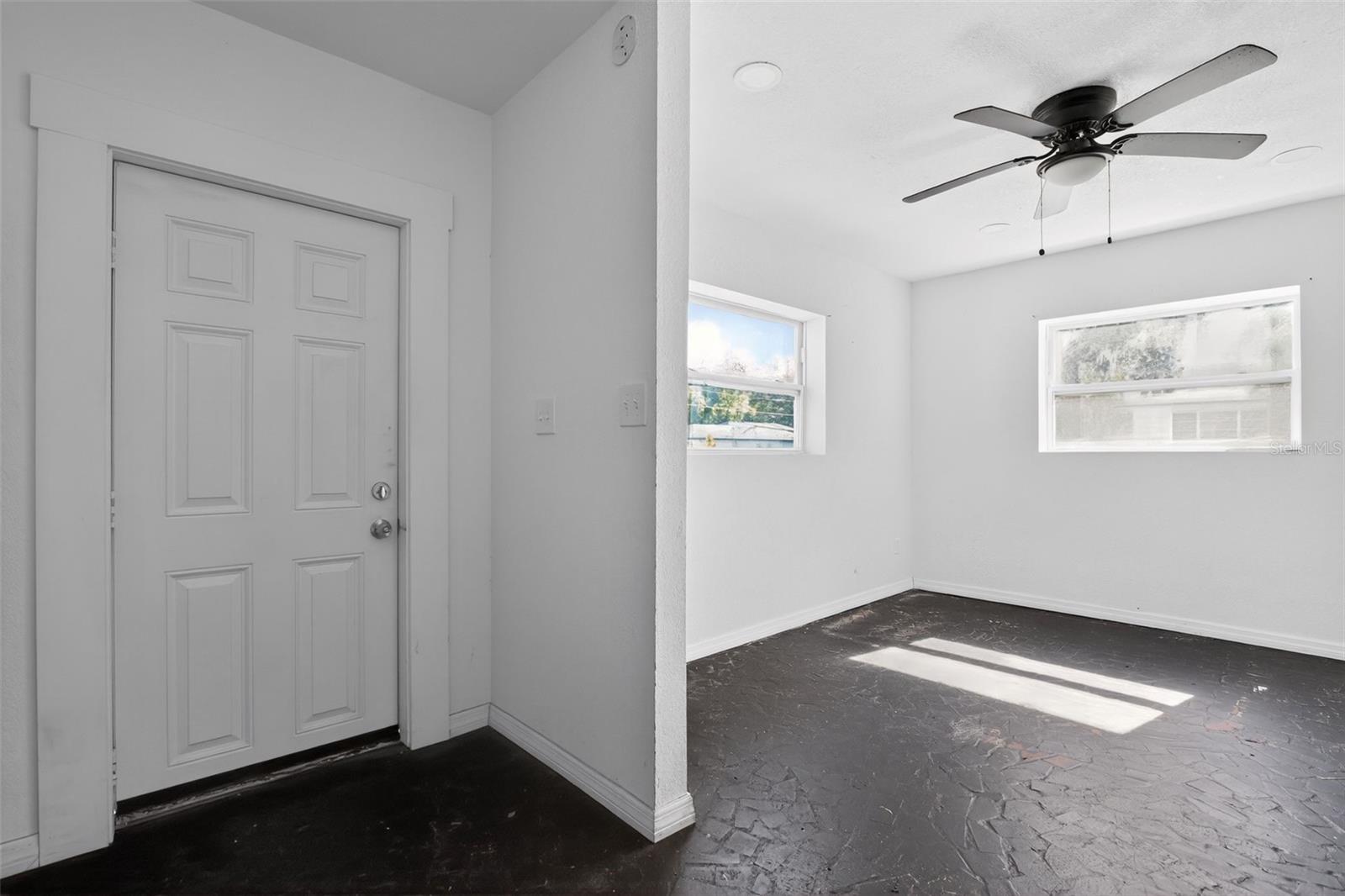 COLUMBIA CITY - Residential