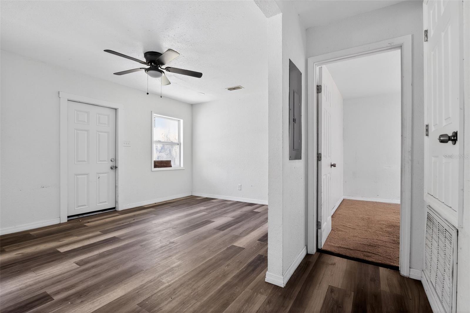 COLUMBIA CITY - Residential