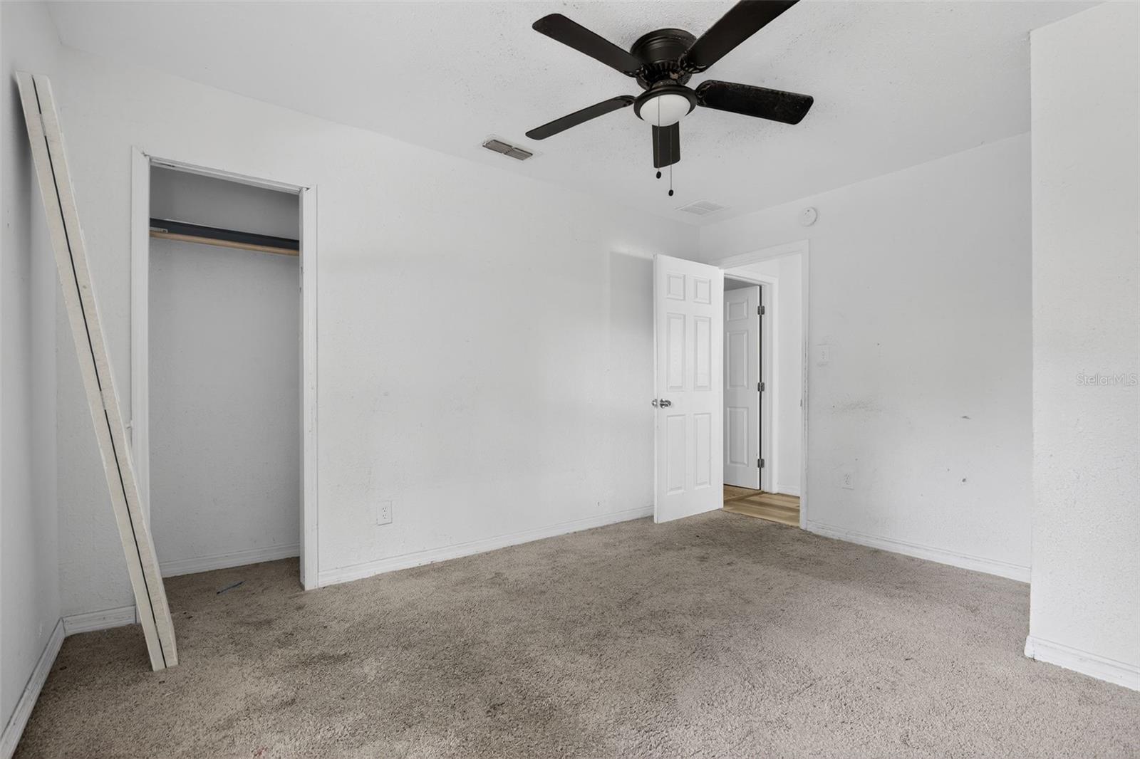 COLUMBIA CITY - Residential