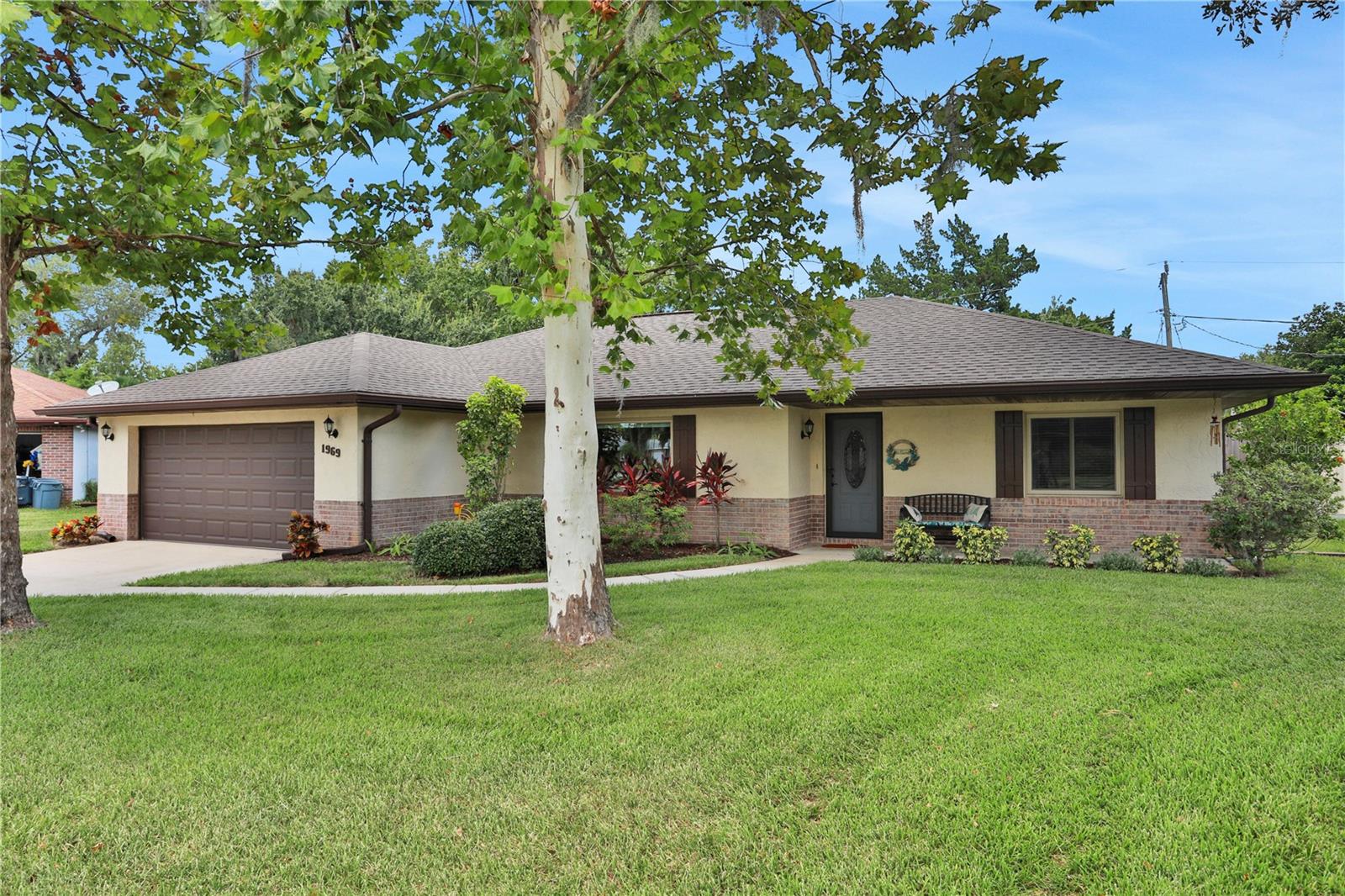 Photo 46 of 46 of 1969 MENGER CIRCLE house