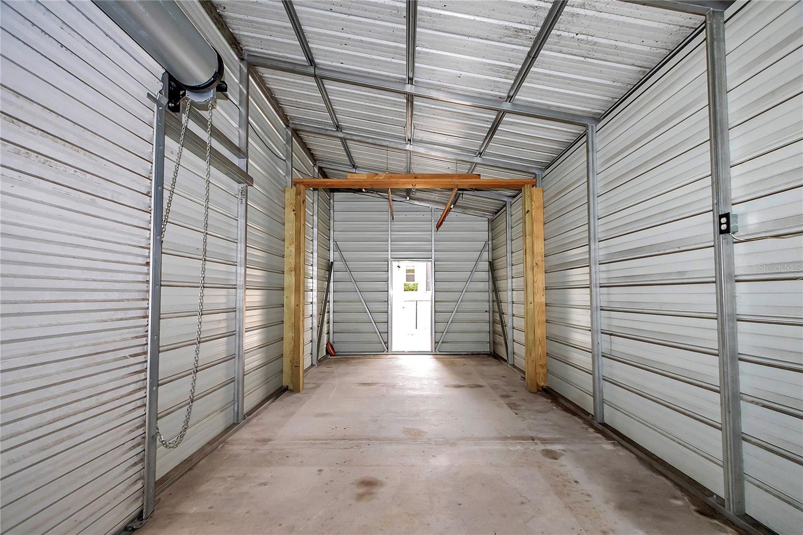 OCALA WATERWAY ESTATE - Residential