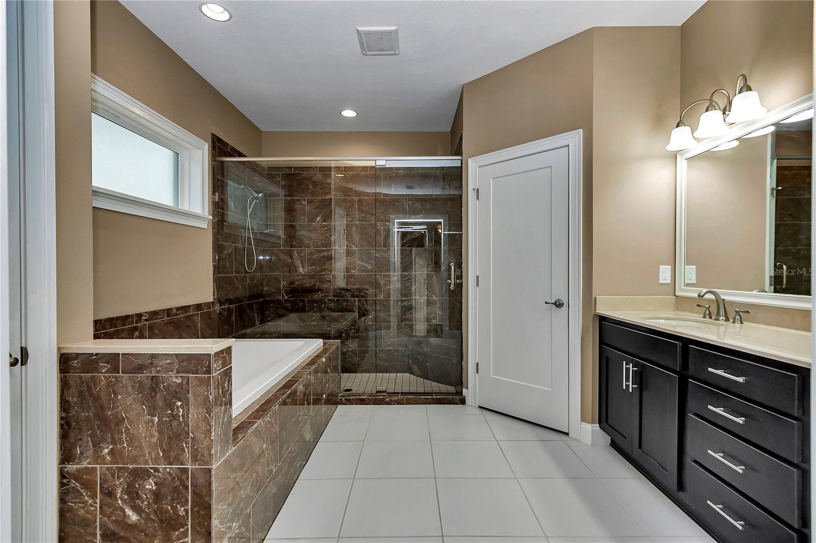 OCALA WATERWAY ESTATE - Residential