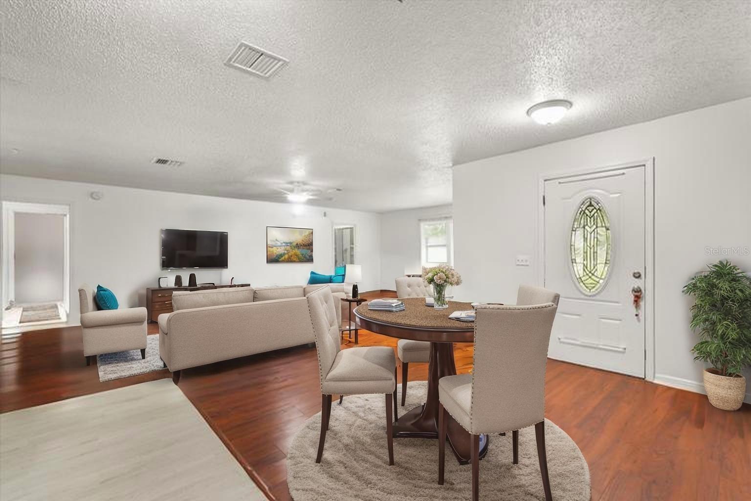 1055 N CHICKASAW TRAIL