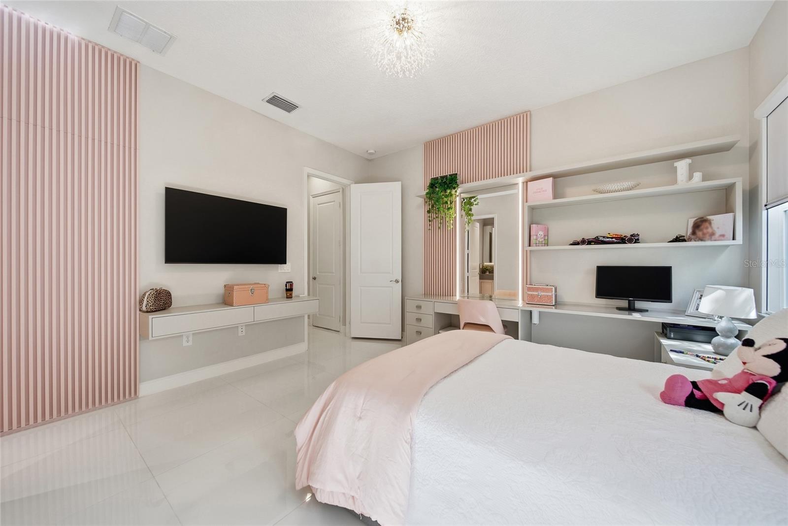 THE RIDGE AT WIREGRASS RANCH - Residential