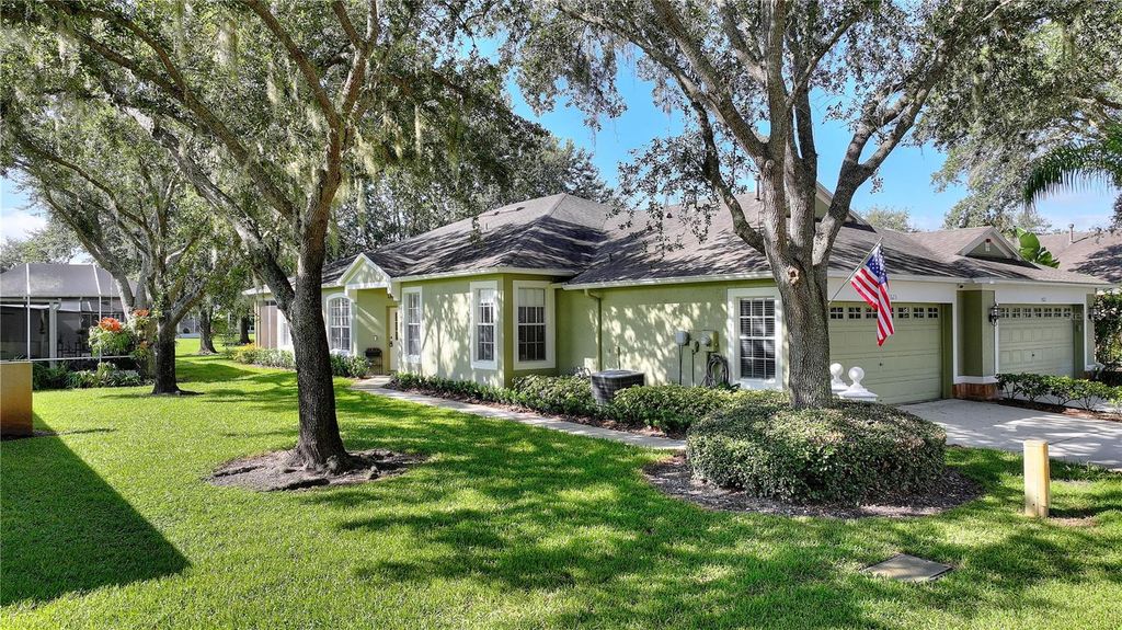 Photo of 8623 Snowy Owl Way, Tampa, FL 33647 (MLS # L4950837)