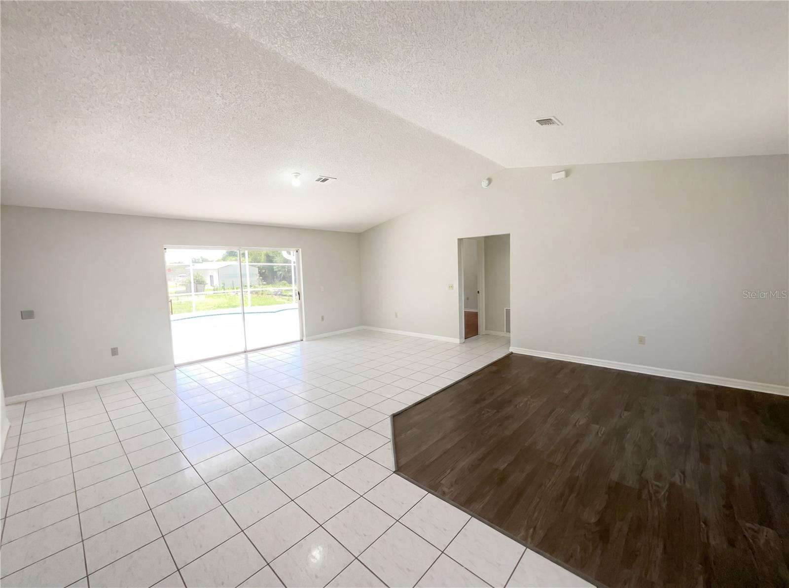 1750 EVERGREEN COURT