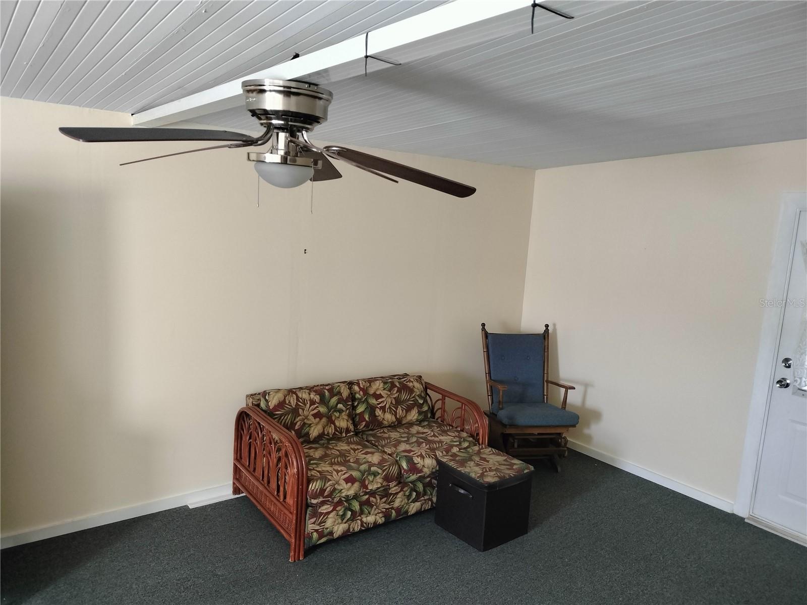 SLEEPY HOLLOW MOBILE ESTATES - Residential