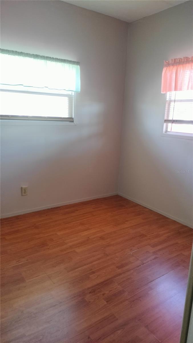 SLEEPY HOLLOW MOBILE ESTATES - Residential