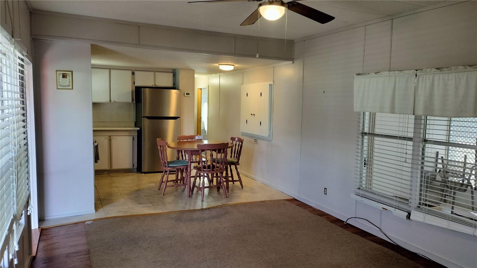 SLEEPY HOLLOW MOBILE ESTATES - Residential
