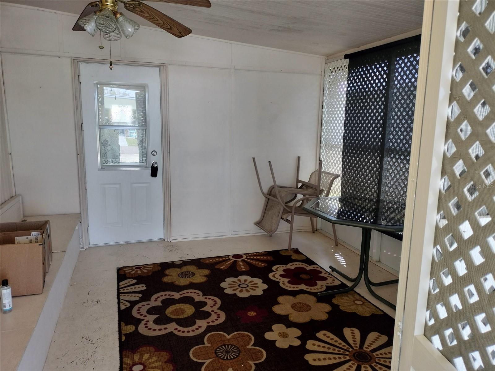 SLEEPY HOLLOW MOBILE ESTATES - Residential