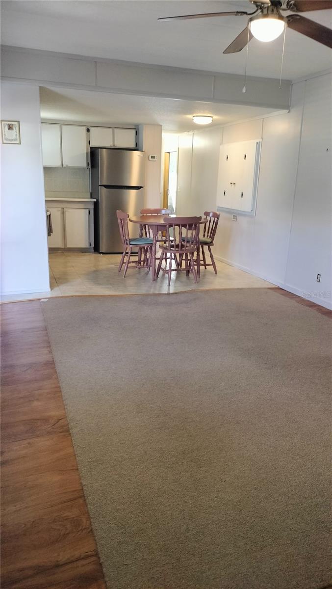 SLEEPY HOLLOW MOBILE ESTATES - Residential