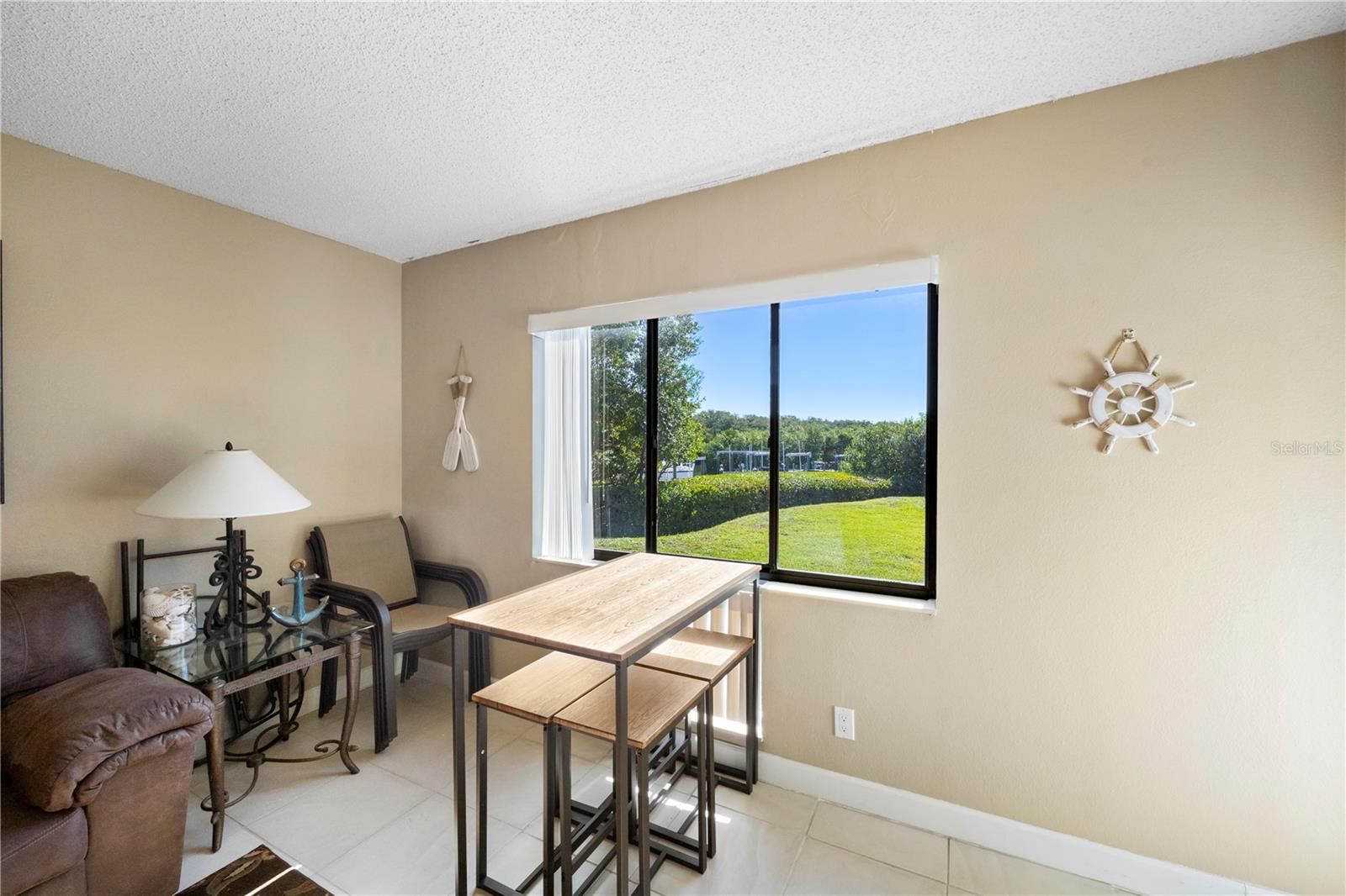 WANDER RESIDENCES OF TIERRA VERDE - Residential Lease