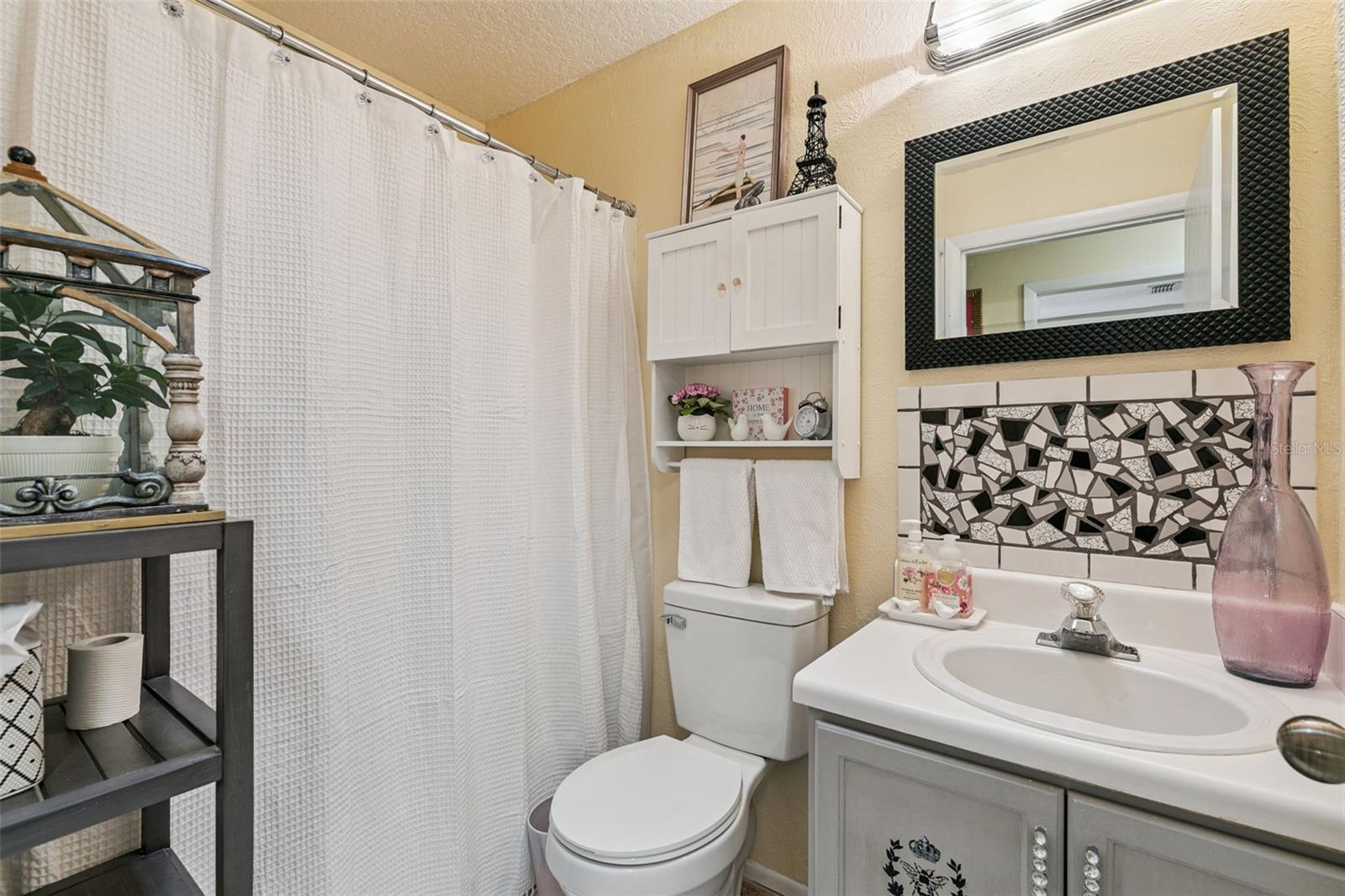 WAVERLEE WOODS UNIT 1 - Residential